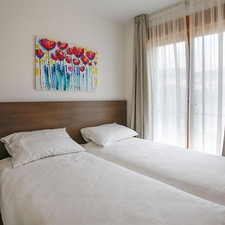 Apartments Poville Residence Повиле Стая снимка