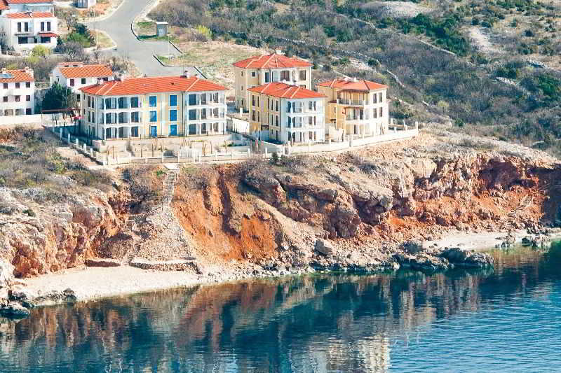 Apartments Poville Residence Повиле Екстериор снимка