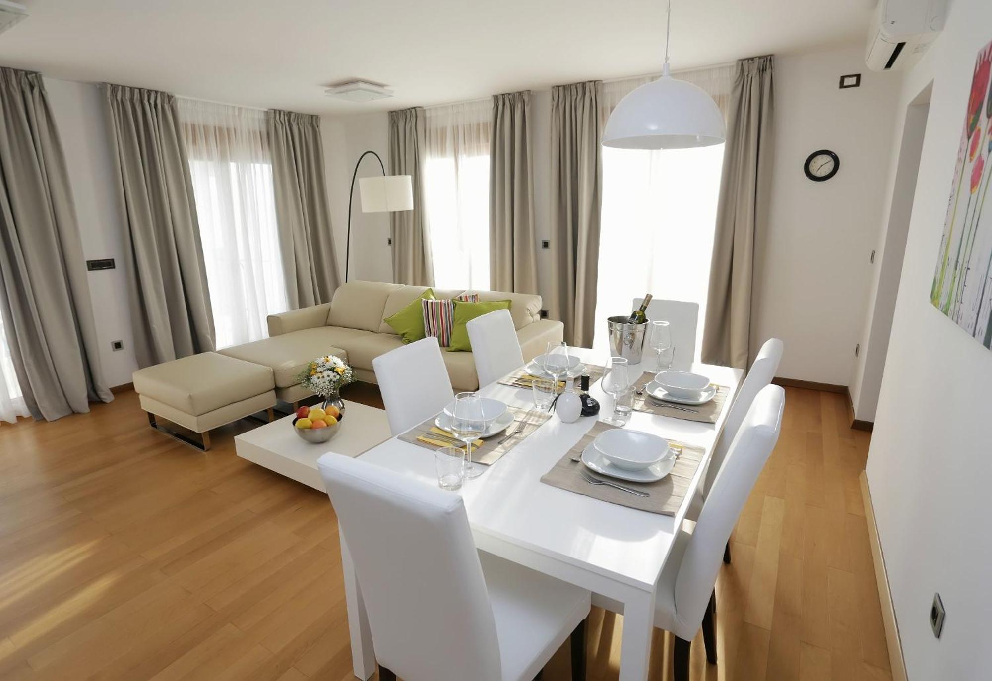 Apartments Poville Residence Повиле Стая снимка