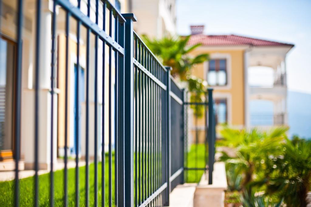 Apartments Poville Residence Повиле Екстериор снимка