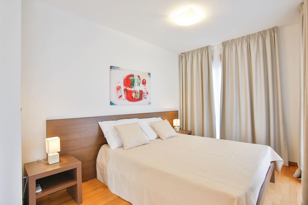 Apartments Poville Residence Повиле Стая снимка