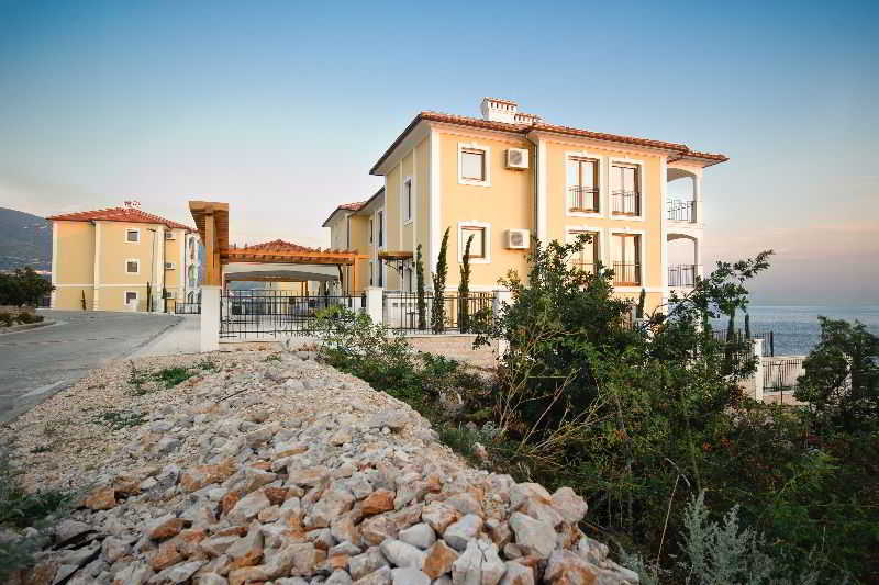 Apartments Poville Residence Повиле Екстериор снимка